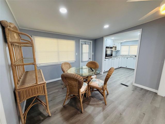 4851 W GANDY BOULEVARD B7L27, Tampa, FL 33611