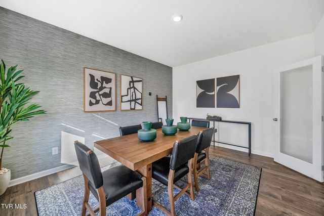 235 Artist Avenue, Johnson City, TN 37615