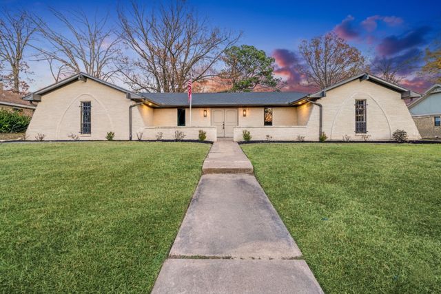 615 38th Street SE, Paris, TX 75462