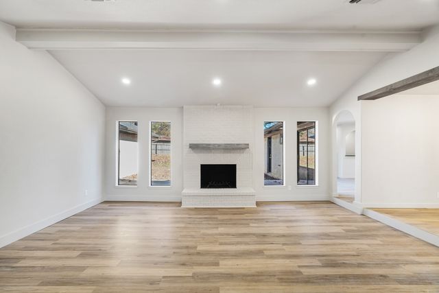 615 38th Street SE, Paris, TX 75462