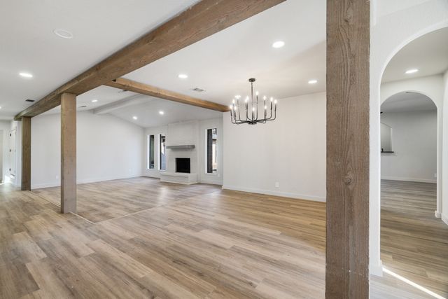 615 38th Street SE, Paris, TX 75462