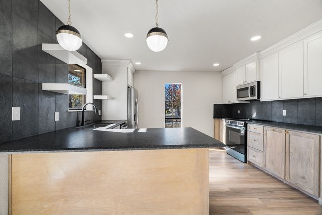 615 38th Street SE, Paris, TX 75462