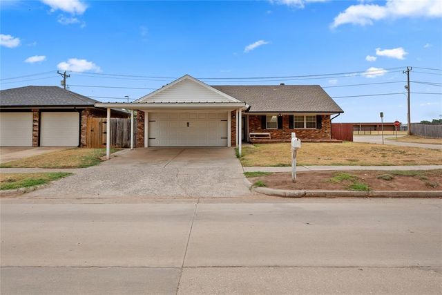 926 S Highland Drive, Mustang, OK 73064