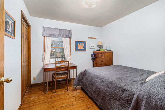 4760 N Lakeshore Road, Mears, MI 49436