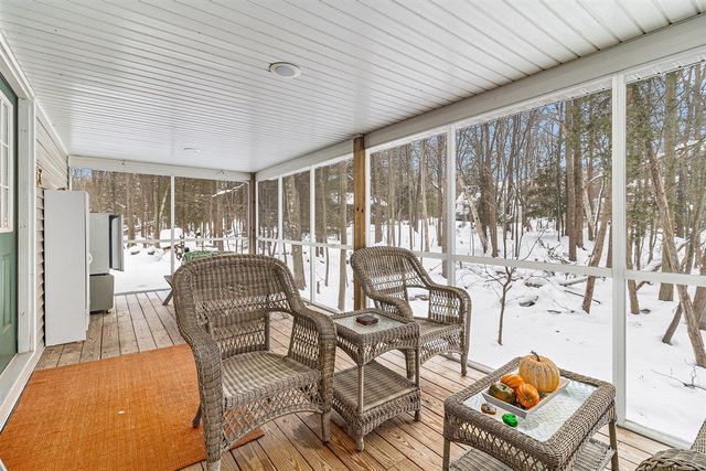 4760 N Lakeshore Road, Mears, MI 49436