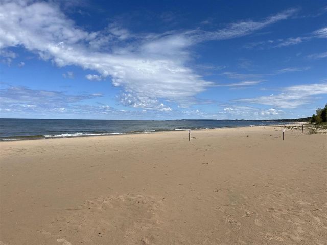 4760 N Lakeshore Drive, Mears, MI 49436