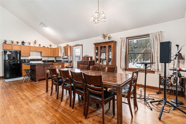 4760 N Lakeshore Road, Mears, MI 49436