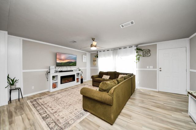 595 County Road 2218, Cleveland, TX 77327