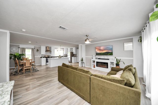 595 County Road 2218, Cleveland, TX 77327
