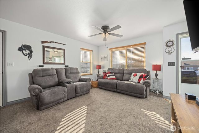 605 Bramble Avenue, Omak, WA 98841