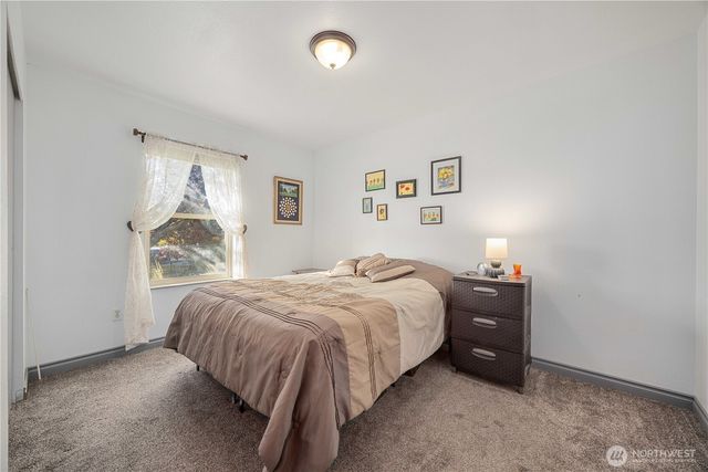 605 Bramble Avenue, Omak, WA 98841