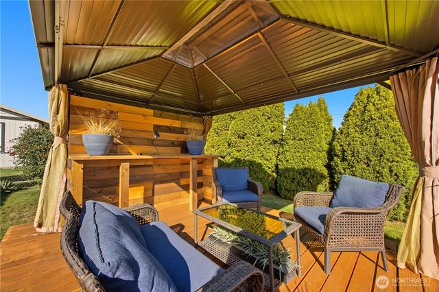 605 Bramble Avenue, Omak, WA 98841