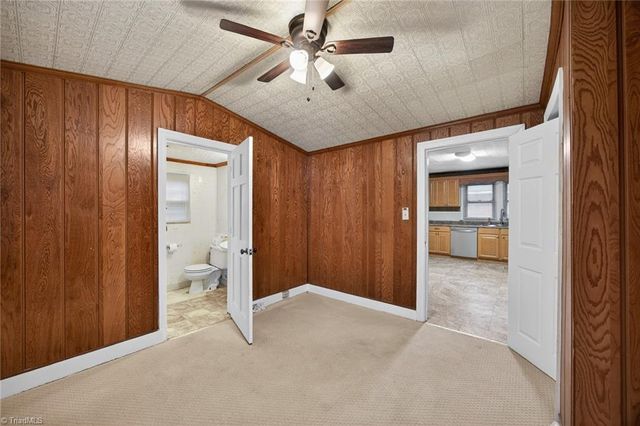 2820 Manchester Street, Winston-salem, NC 27105