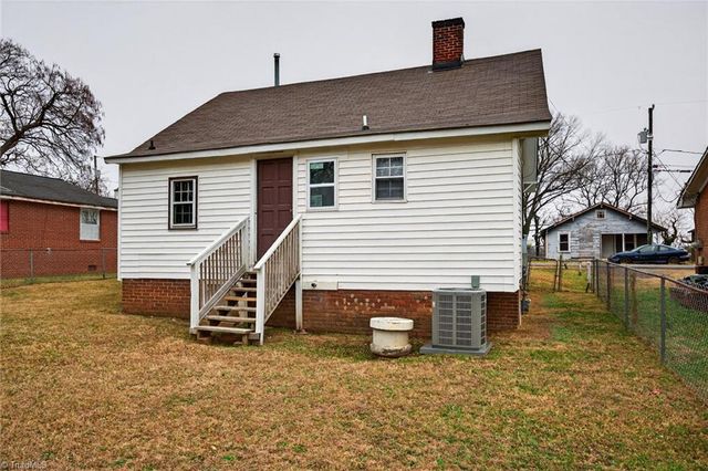 2820 Manchester Street, Winston-salem, NC 27105