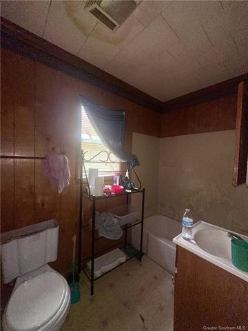 109 S Franklin Street, Lake Charles, LA 70601