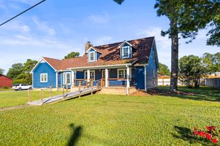 14 Cordell Drive, Rossville, GA 30741