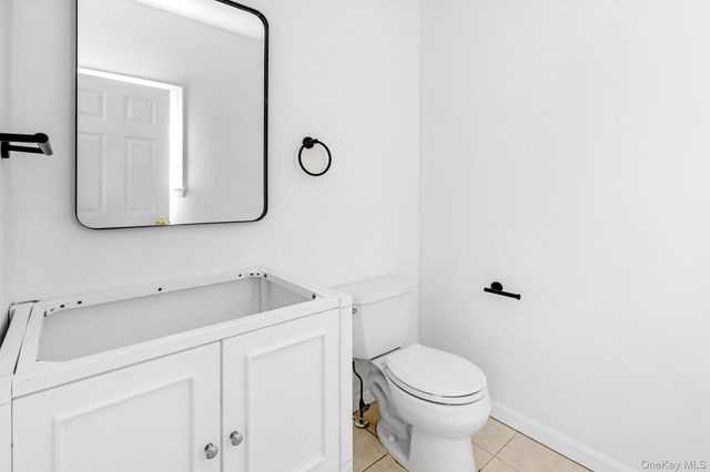 1871 Edwards Avenue, Calverton, NY 11933