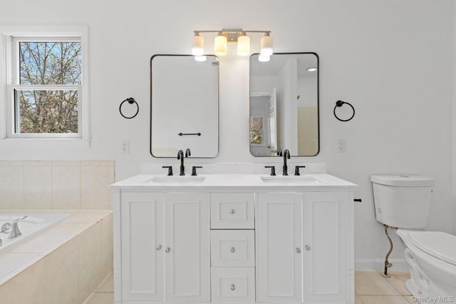 1871 Edwards Avenue, Calverton, NY 11933