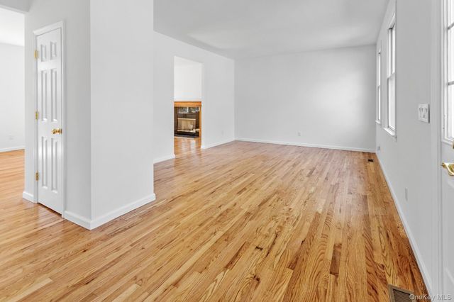 1871 Edwards Avenue, Calverton, NY 11933