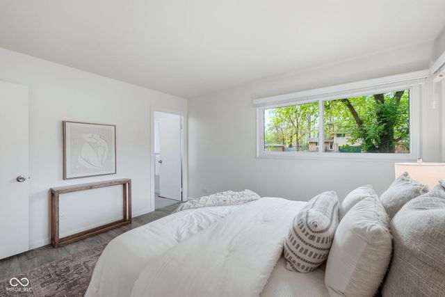 1014 Chevy Chase Lane, Carmel, IN 46280