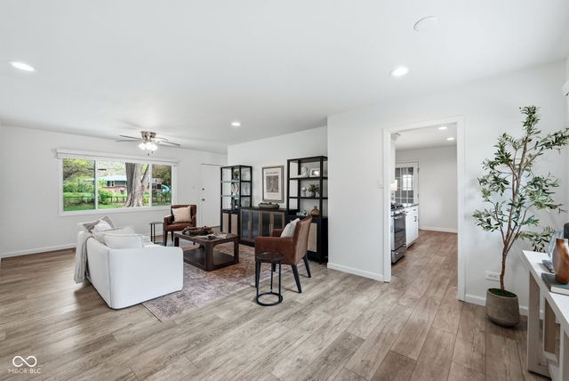 1014 Chevy Chase Lane, Carmel, IN 46280