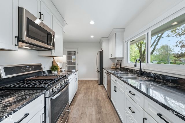 1014 Chevy Chase Lane, Carmel, IN 46280