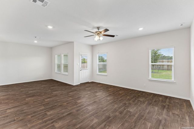 162 Owl Burrow, San Antonio, TX 78253