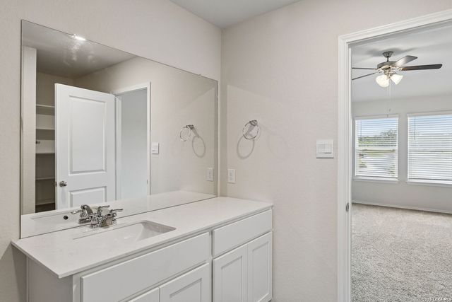 162 Owl Burrow, San Antonio, TX 78253