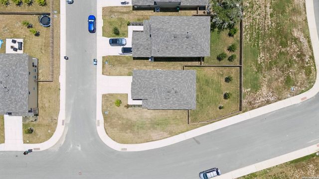 162 Owl Burrow, San Antonio, TX 78253