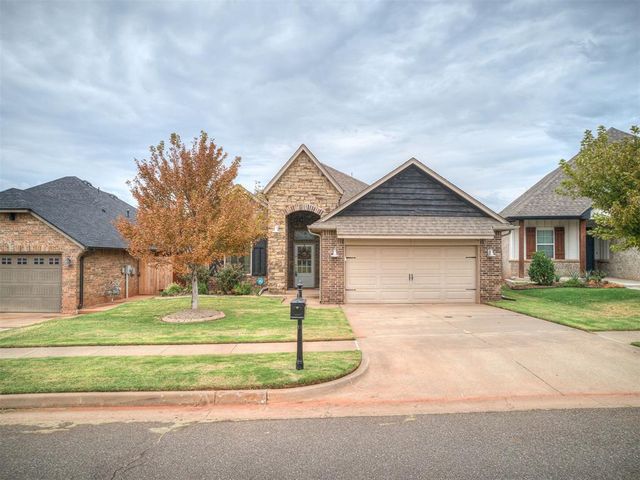 19128 Rush Springs Lane, Edmond, OK 73012
