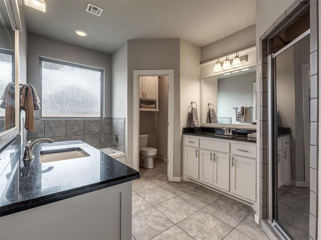 19128 Rush Springs Lane, Edmond, OK 73012