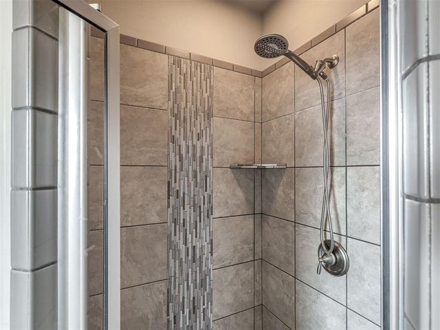 19128 Rush Springs Lane, Edmond, OK 73012