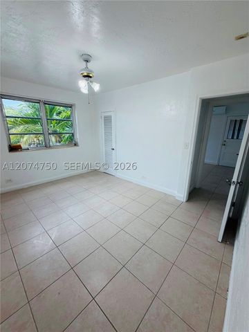 756 N 17th Ave 15, Hollywood, FL 33020