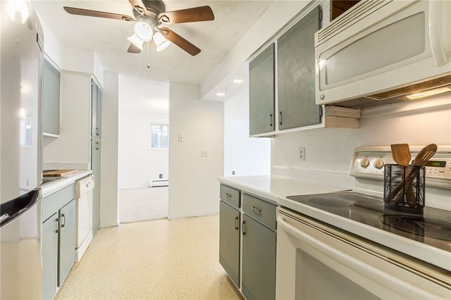 805 Westage At The Harbor, Irondequoit, NY 14617