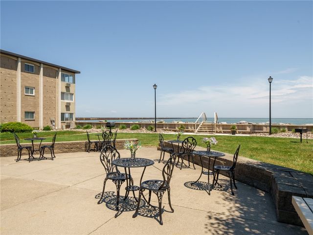 805 Westage At The Harbor, Irondequoit, NY 14617