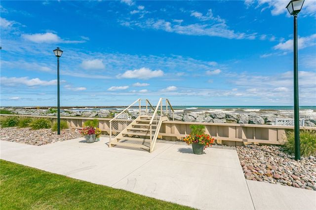 805 Westage At The Harbor, Irondequoit, NY 14617