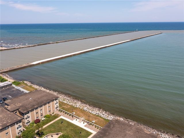 805 Westage At The Harbor, Irondequoit, NY 14617