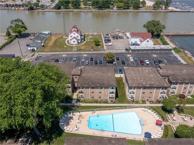 805 Westage At The Harbor, Irondequoit, NY 14617