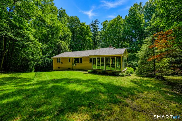 9 Rocky Ridge Lane, Farmington, CT 06032