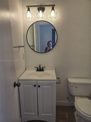 10301 NW 33rd St 1-2, Coral Springs, FL 33065