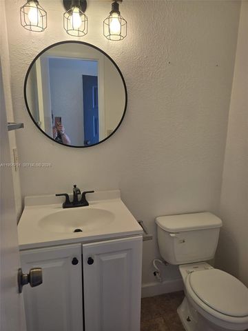 10301 NW 33rd St 1-2, Coral Springs, FL 33065