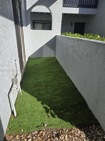 10301 NW 33rd St 1-2, Coral Springs, FL 33065