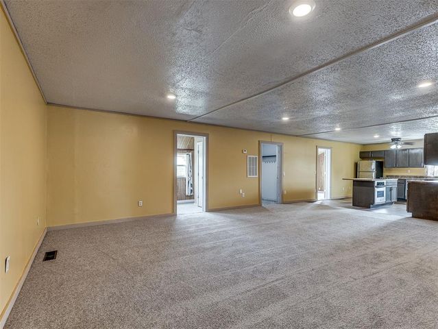 14816 NW Expressway Way, Piedmont, OK 73078