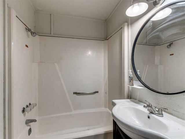 14816 NW Expressway Way, Piedmont, OK 73078