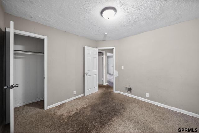 4030 Browne Street, Omaha, NE 68111