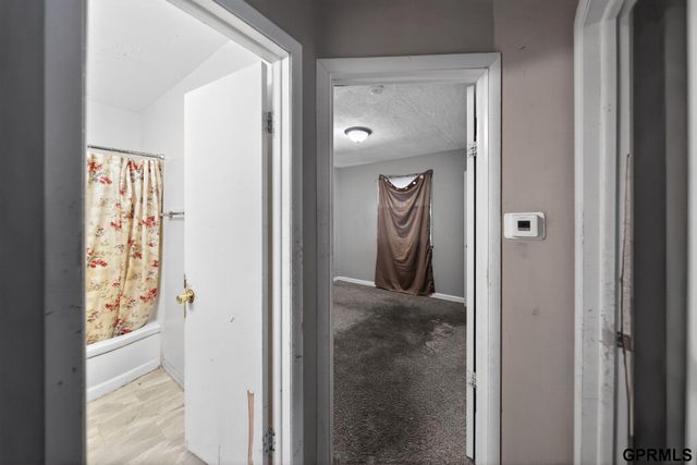 4030 Browne Street, Omaha, NE 68111