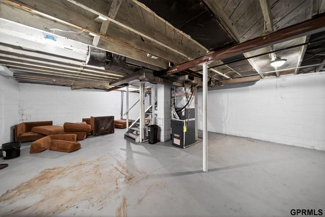 4030 Browne Street, Omaha, NE 68111