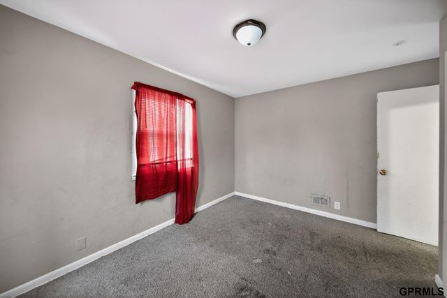 4030 Browne Street, Omaha, NE 68111