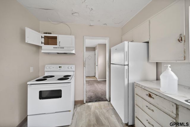 4030 Browne Street, Omaha, NE 68111