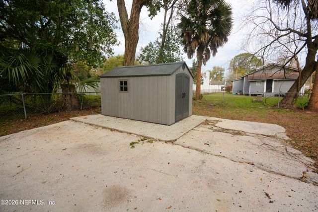 4605 APPLETON Avenue, Jacksonville, FL 32210